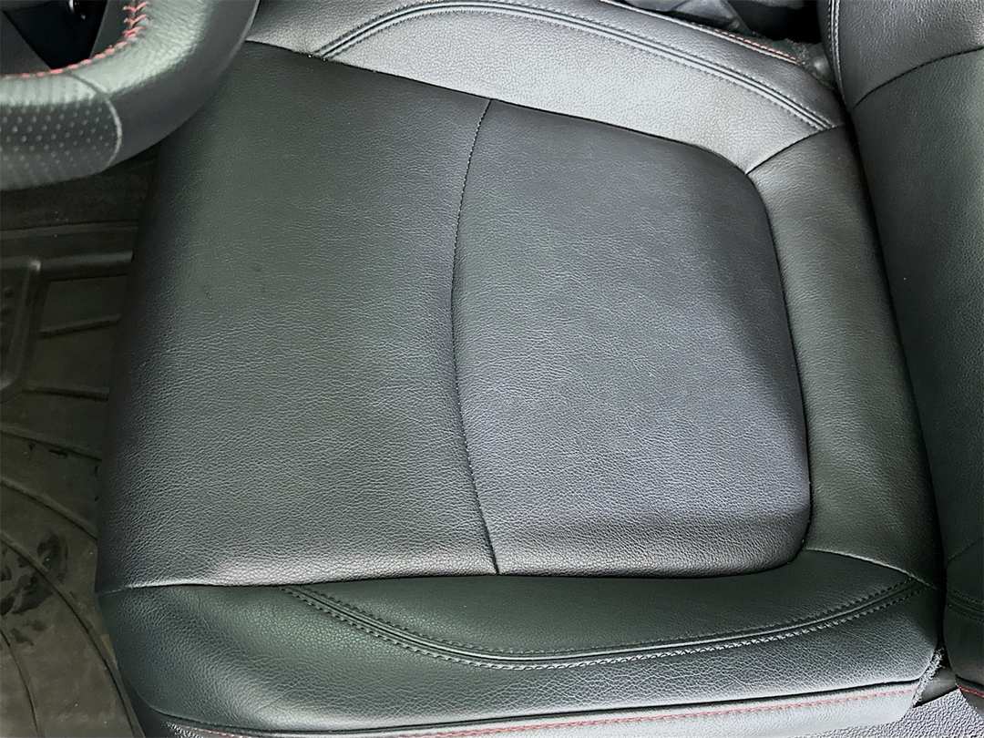 2025 Toyota Sienna XSE - Image 19