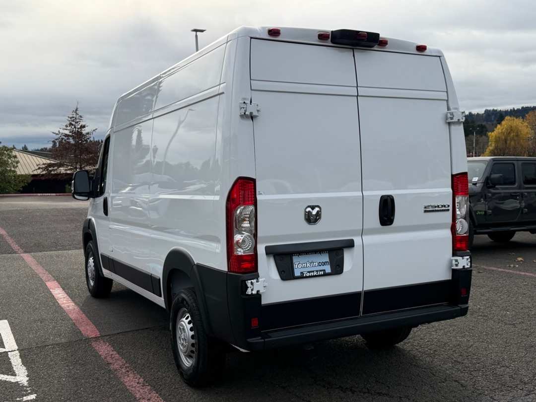 2026 Ram Promaster 2500 High Roof - Image 6