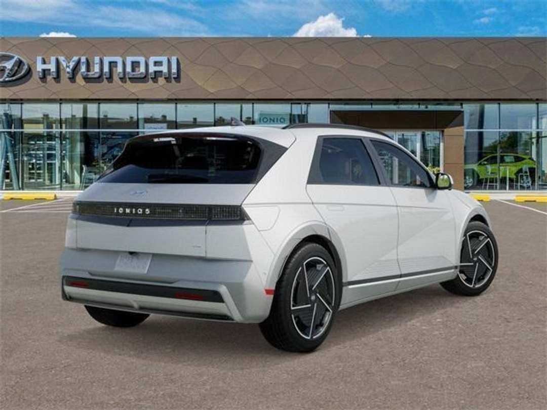 2026 Hyundai Ioniq 5 Limited - Image 4