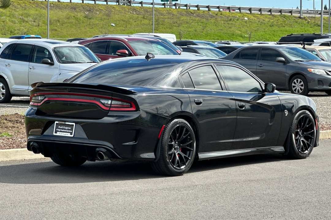 2016 Dodge Charger SRT Hellcat - Image 3