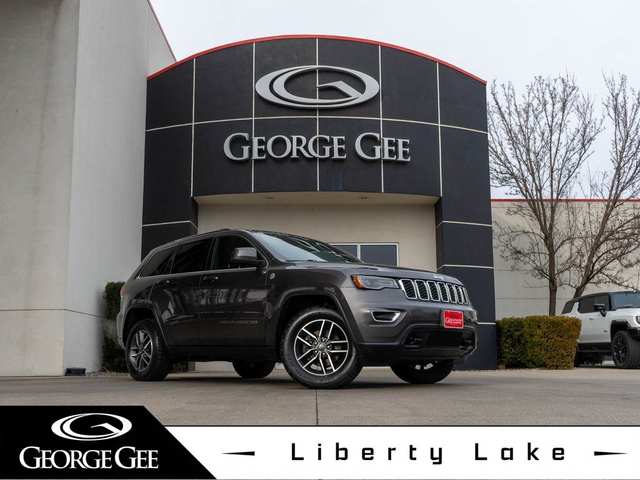 2020 Jeep Grand Cherokee Laredo