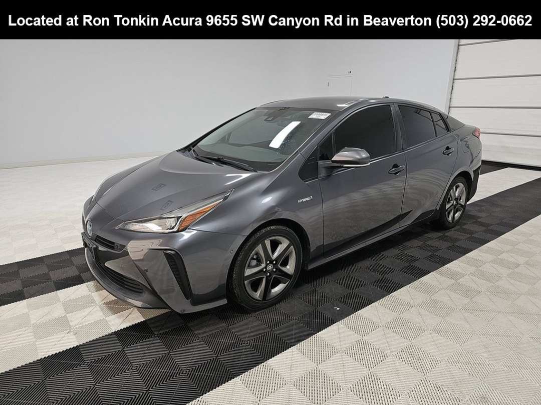 2021 Toyota Prius XLE - Image 3