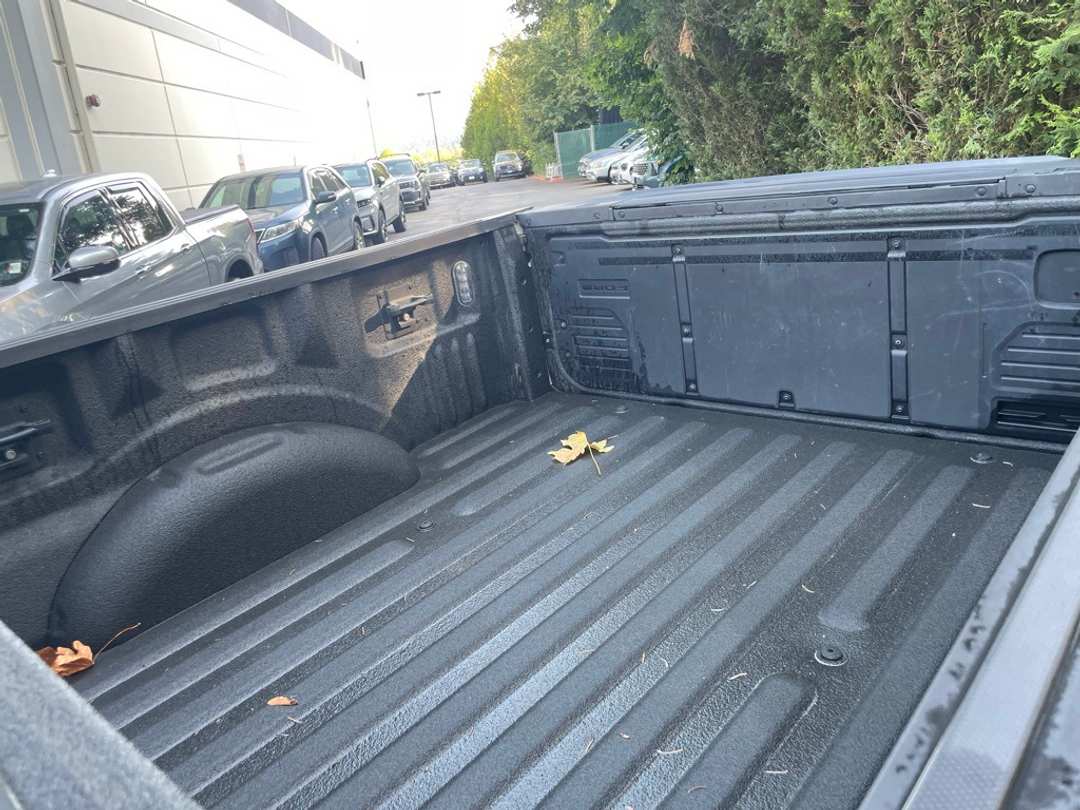 2023 Ford F-150 Limited - Image 22