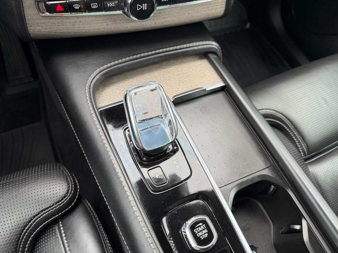 2021 Volvo Xc90 Recharge T8 Inscription 6 Passenger - Image 26