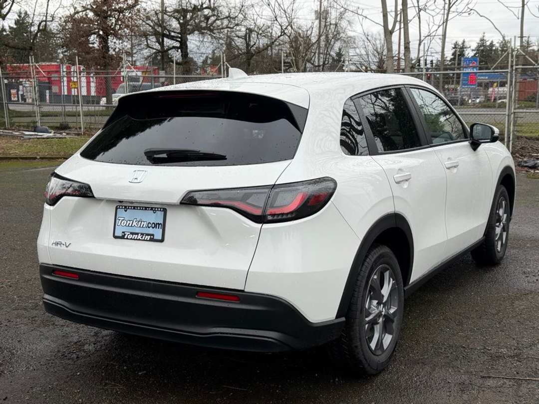 2026 Honda HR-V LX - Image 8