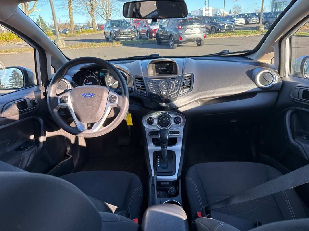 2018 Ford Fiesta SE - Image 23