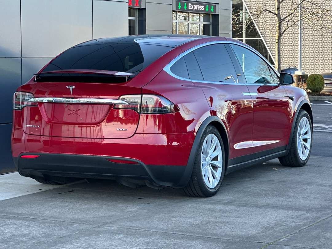 2017 Tesla Model X - Image 3