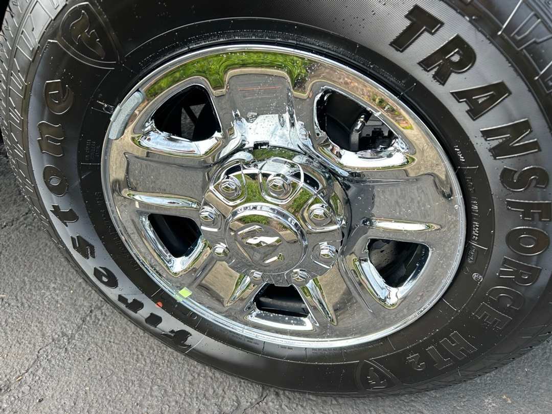 2026 Ram 3500 Tradesman - Image 9