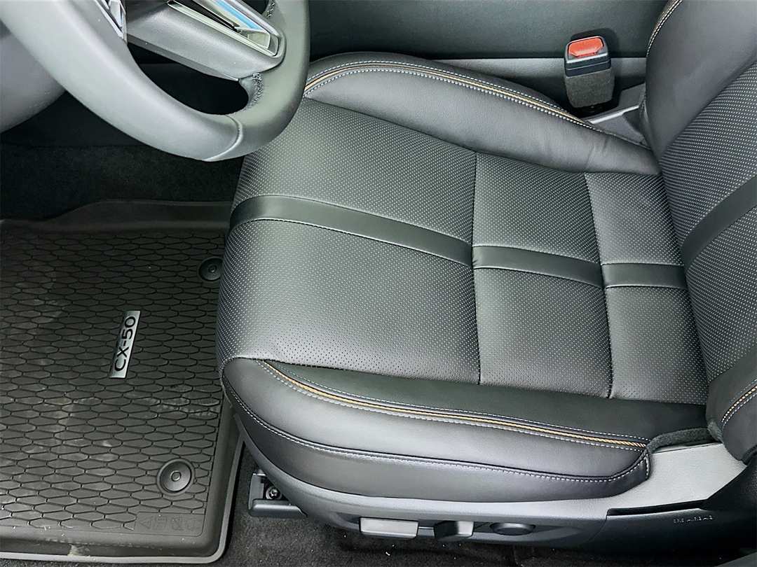 2026 MAZDA Cx-50 Premium - Image 19