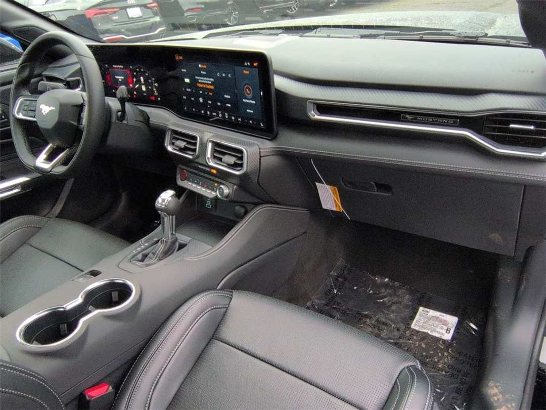 2026 Ford Mustang EcoBoost Premium - Image 30
