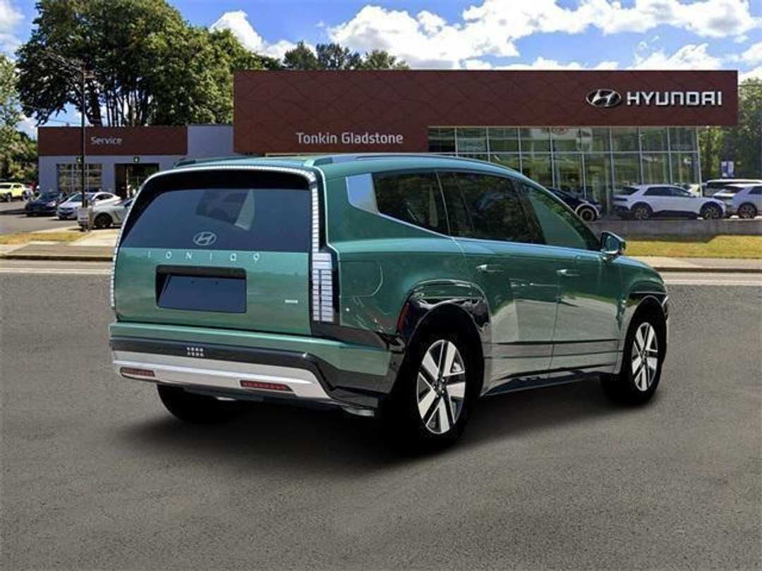 2026 Hyundai Ioniq 9 SEL - Image 7