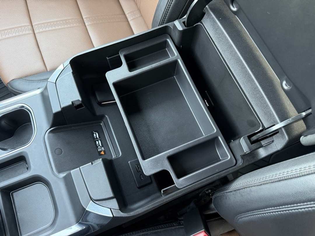 2025 Chevrolet Silverado 1500 High Country - Image 27