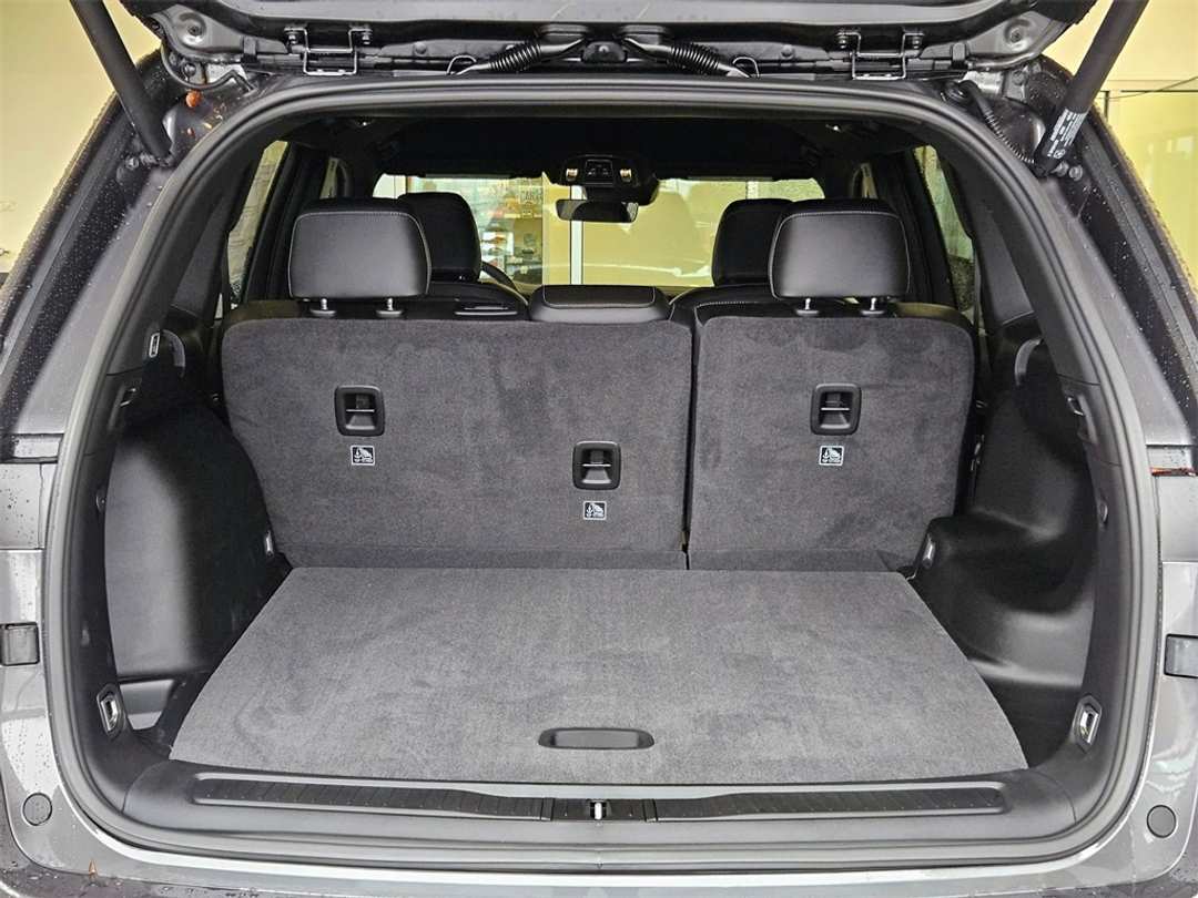 2025 Jeep Grand Cherokee Limited - Image 30