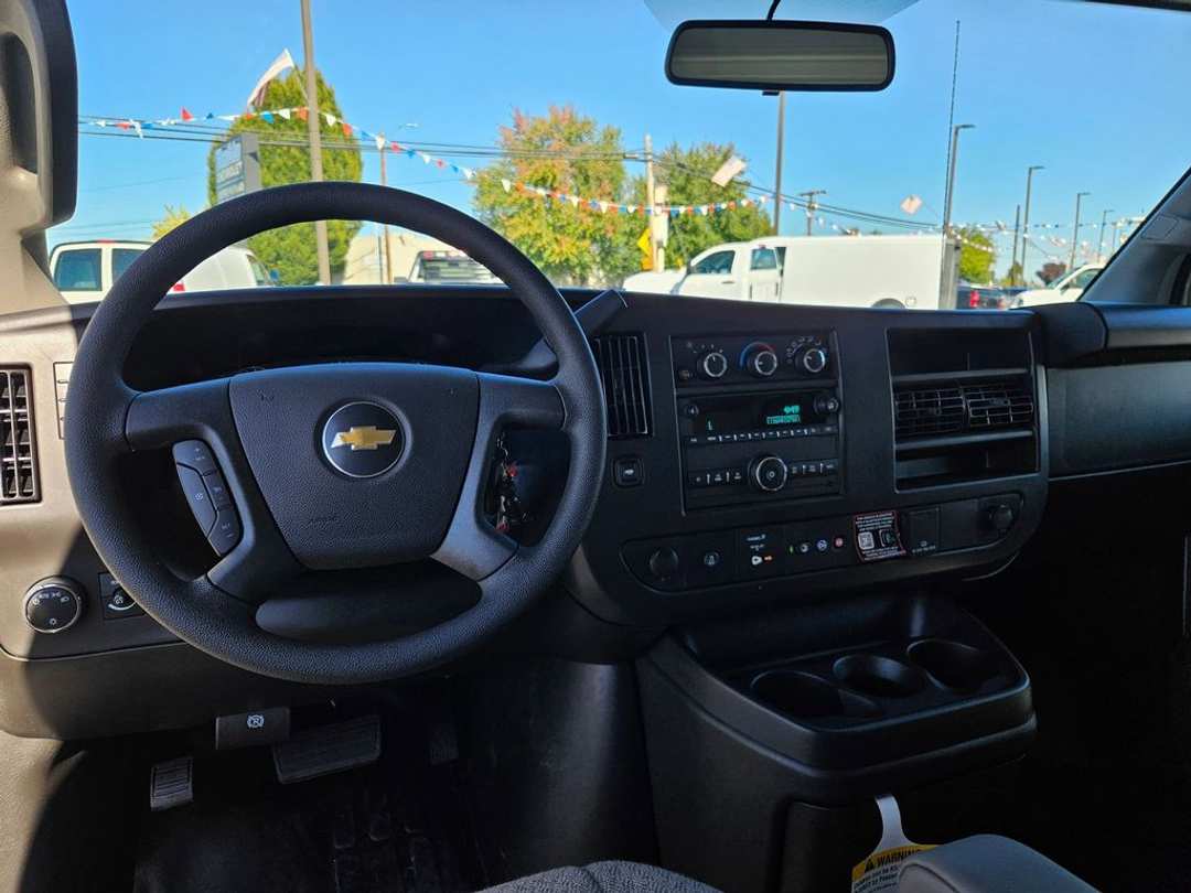 2025 Chevrolet Express 2500 Work - Image 27