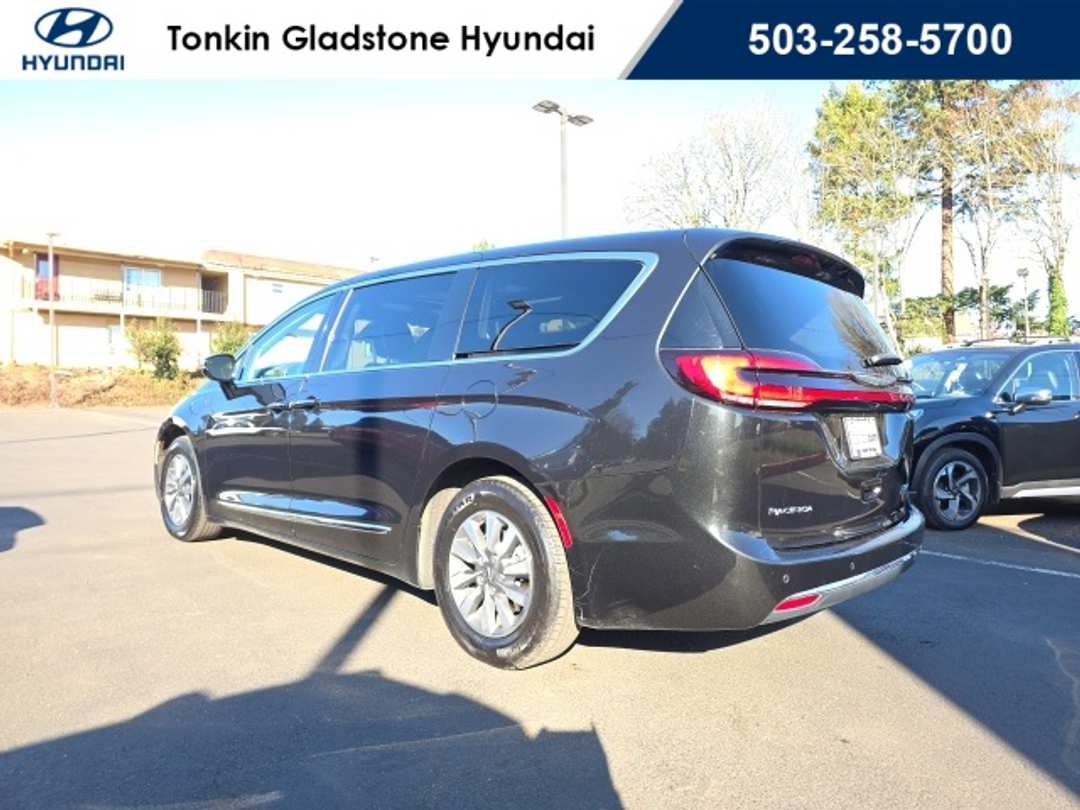 2023 Chrysler Pacifica Limited - Image 7