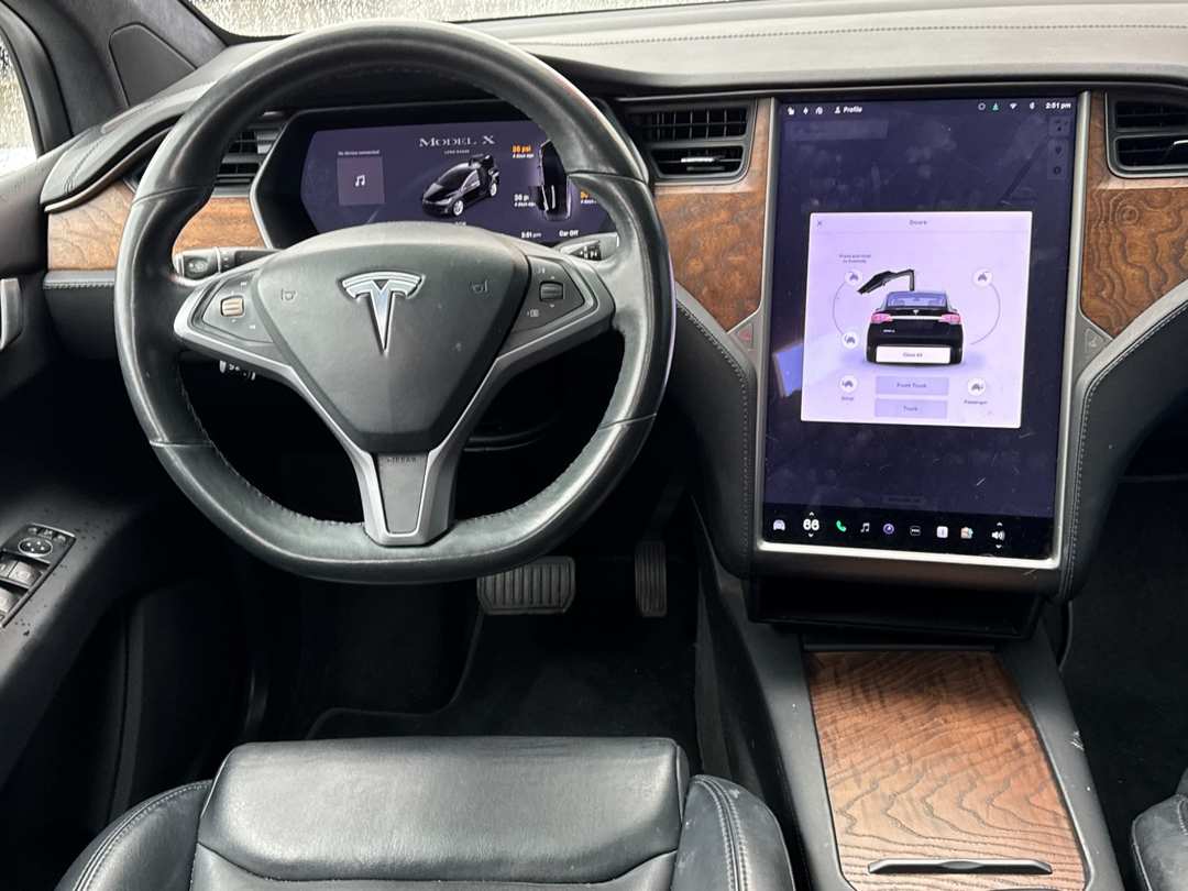 2020 Tesla Model X Long Range - Image 13