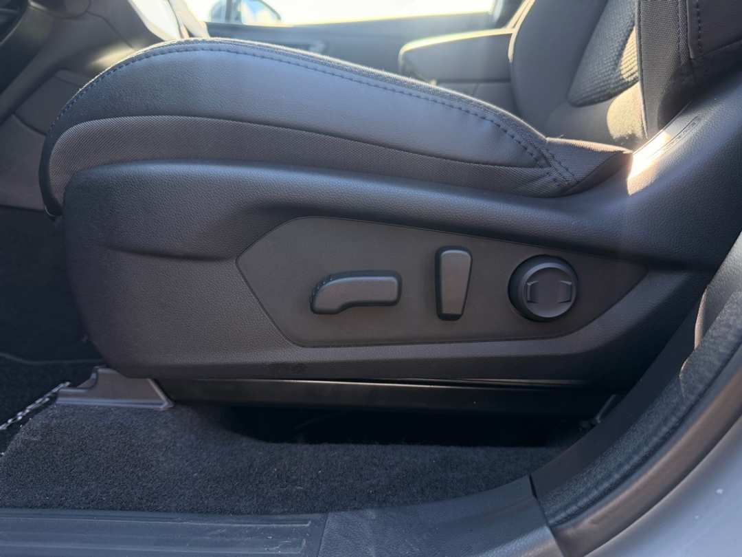 2026 Subaru Forester Premium - Image 15