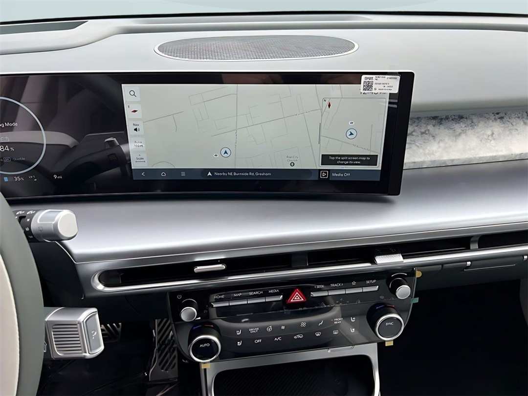 2026 Hyundai Ioniq 9 Performance Calligraphy - Image 20