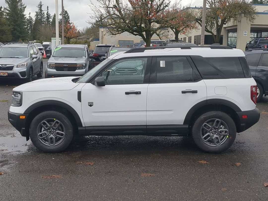 2025 Ford Bronco Sport Big Bend - Image 2
