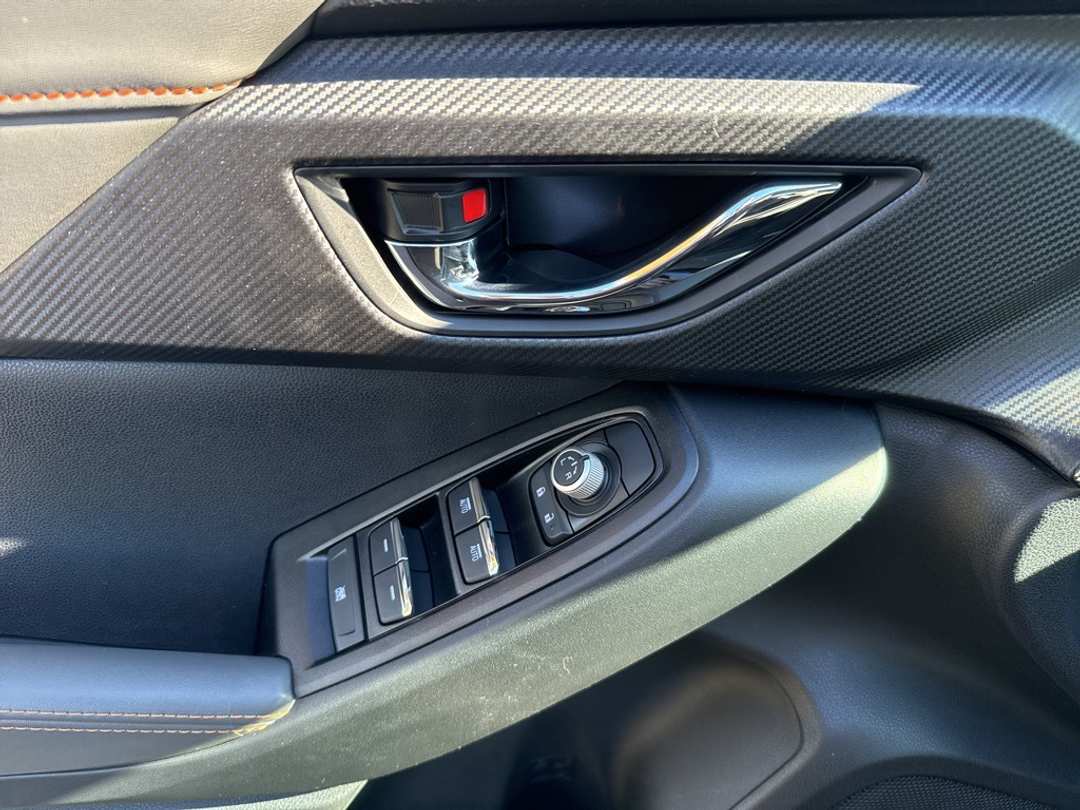 2025 Subaru Crosstrek Limited - Image 13