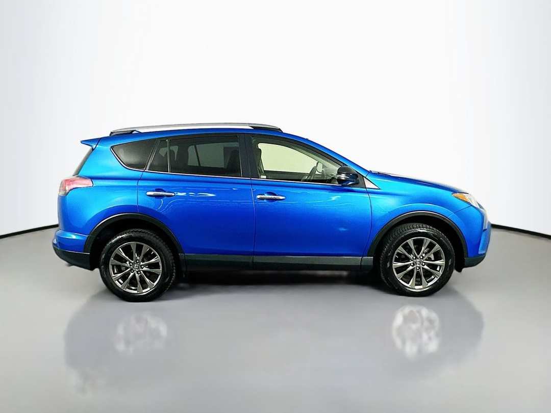 2018 Toyota Rav4 Limited - Image 9