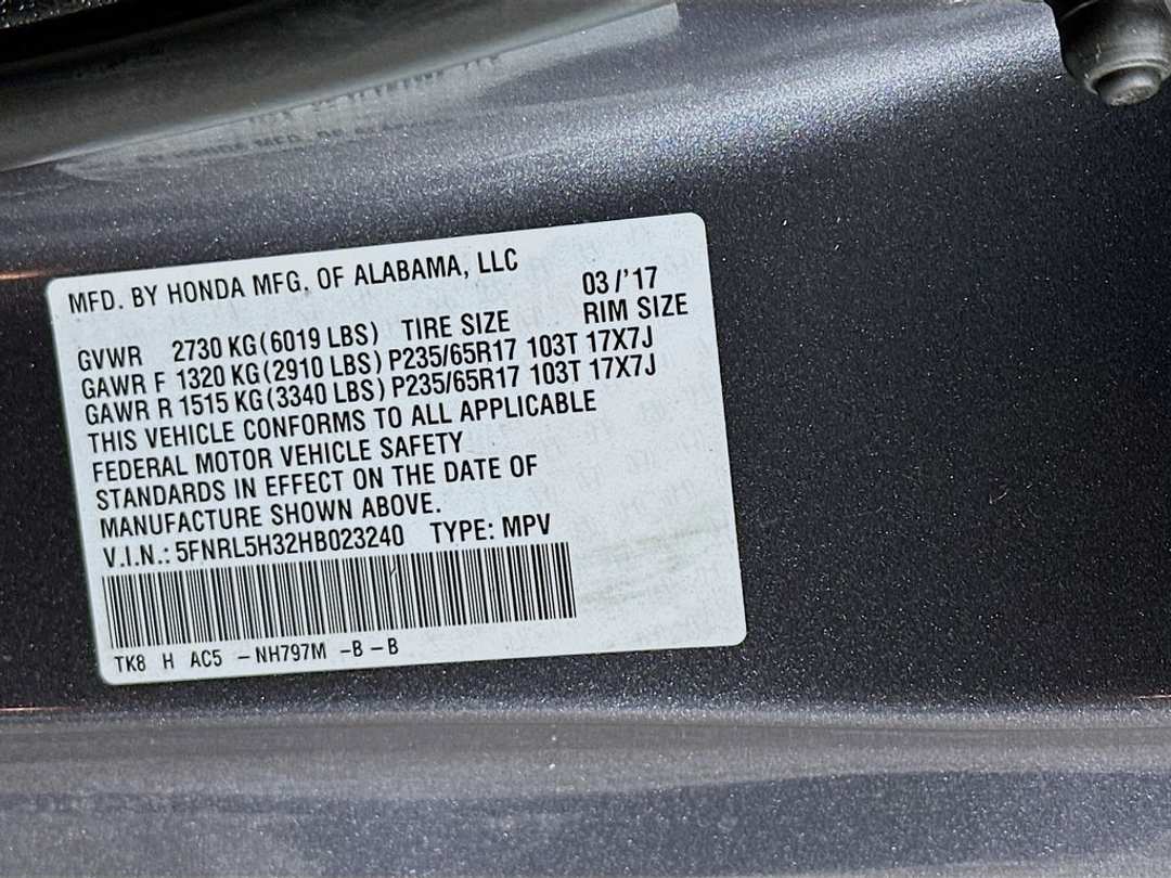 2017 Honda Odyssey SE - Image 32