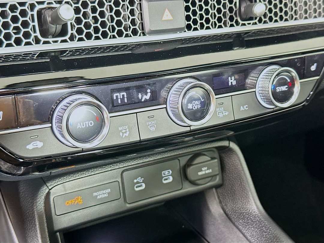 2026 Honda Civic Sport - Image 15