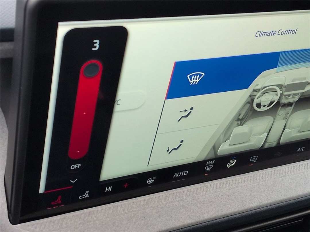 2026 Ford Maverick XLT - Image 21