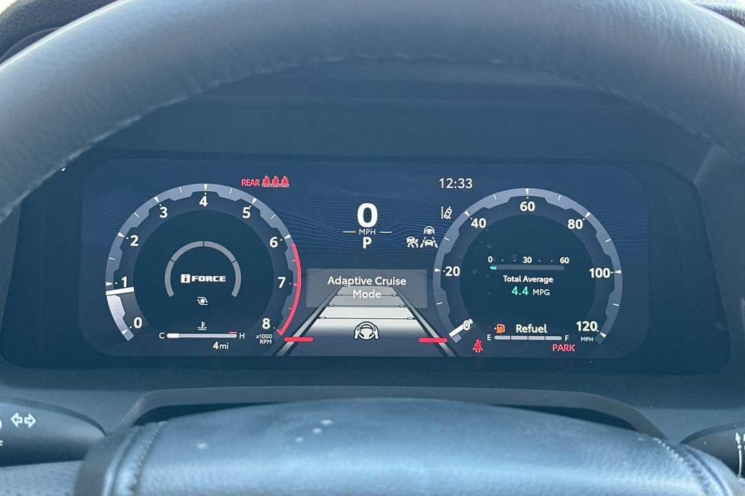 2025 Toyota Tacoma TRD OffRoad - Image 23