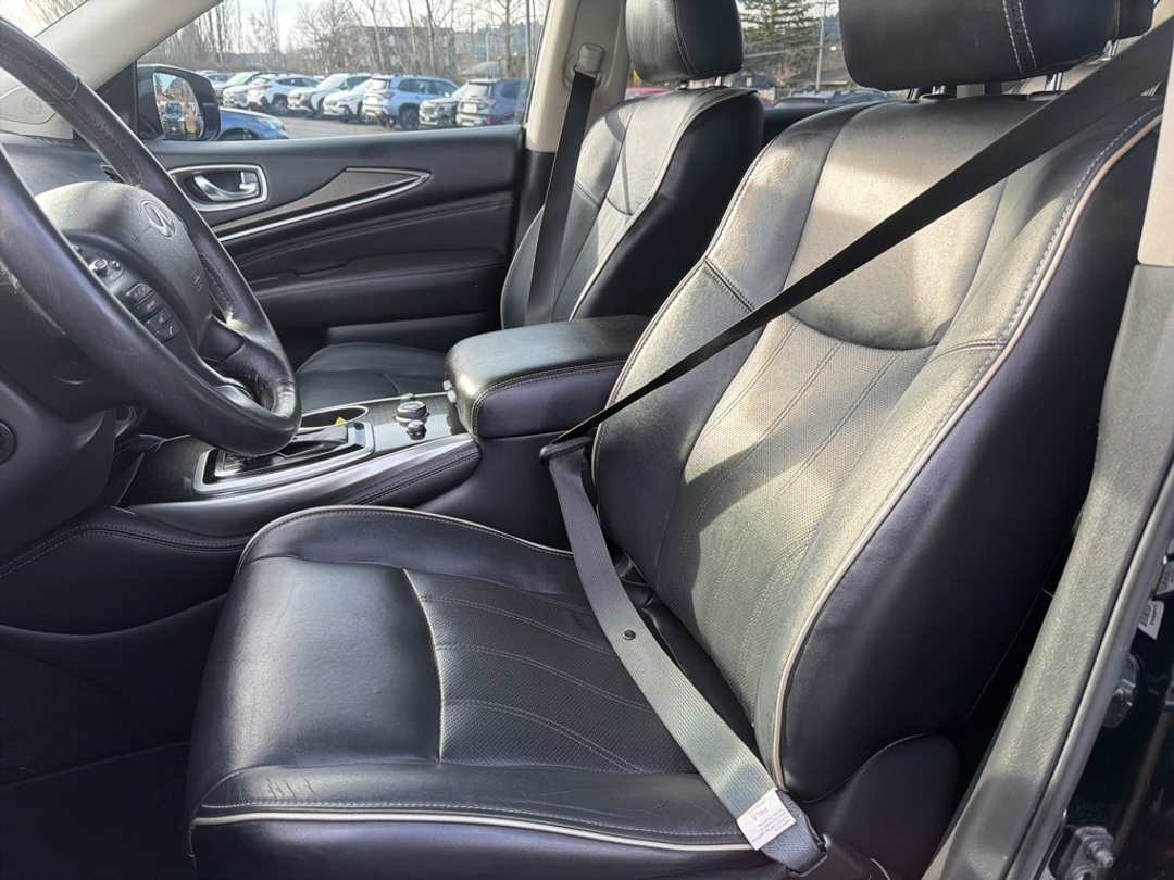 2018 INFINITI Qx60 Base - Image 13