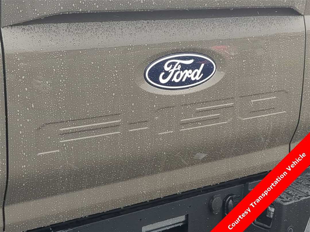 2025 Ford F-150 Lariat - Image 28