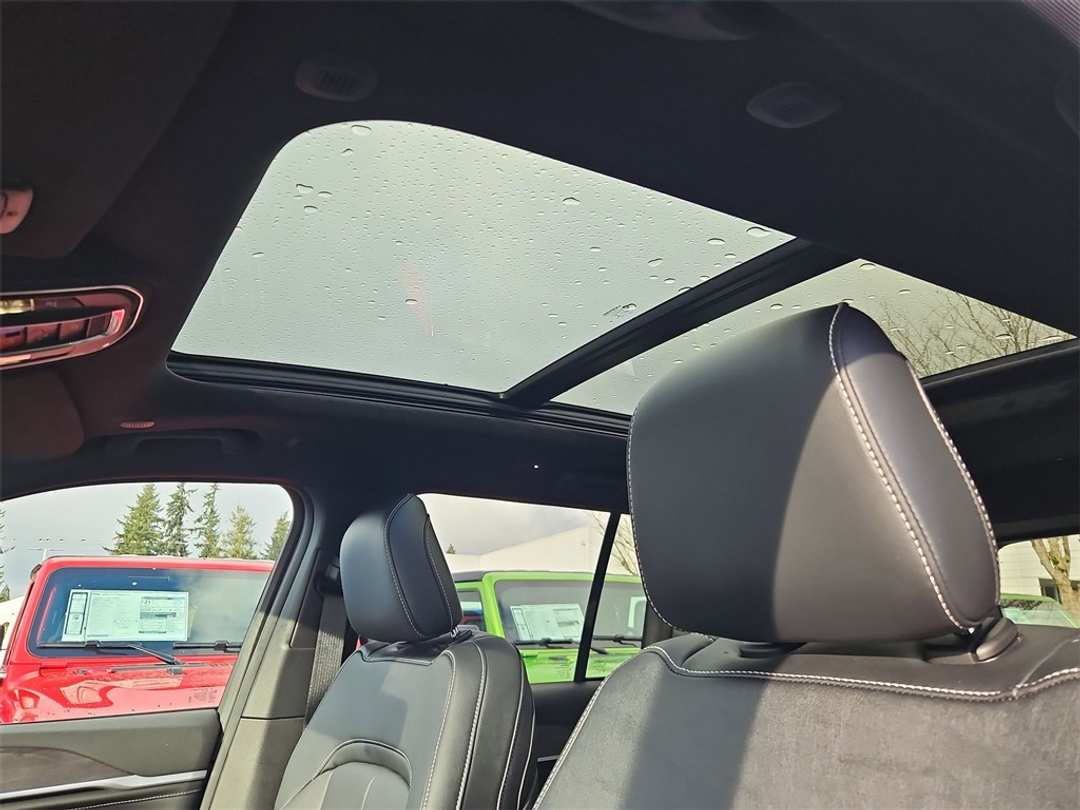 2026 Jeep Grand Cherokee Limited - Image 33