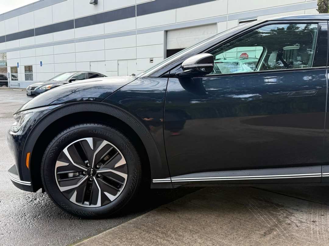 2024 Kia Ev6 Light - Image 9