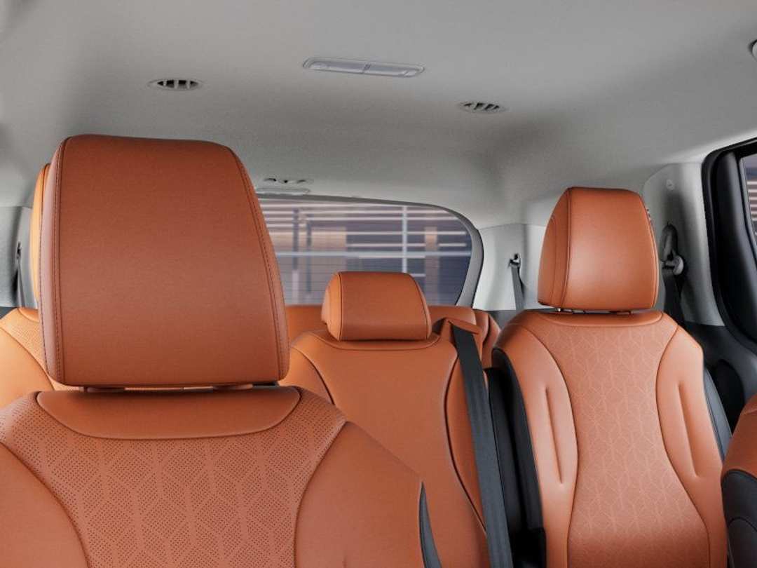 2026 Kia Carnival EX - Image 27