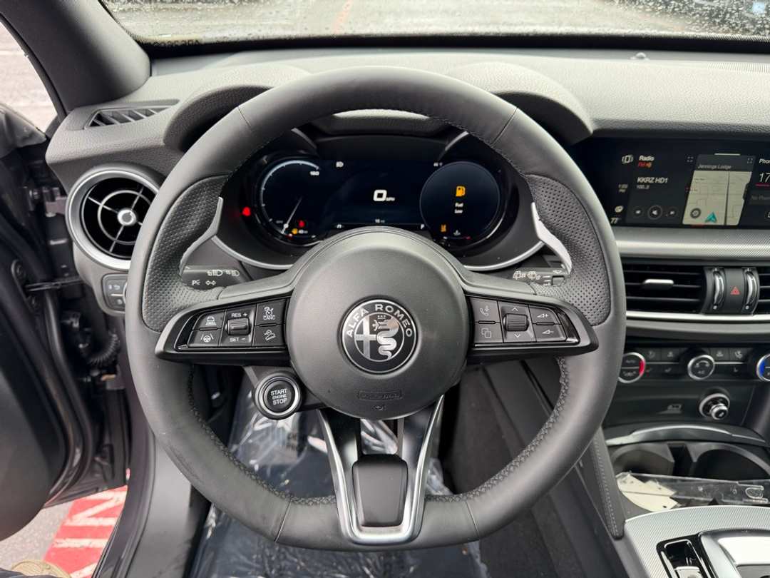 2026 Alfa Romeo Stelvio - Image 20