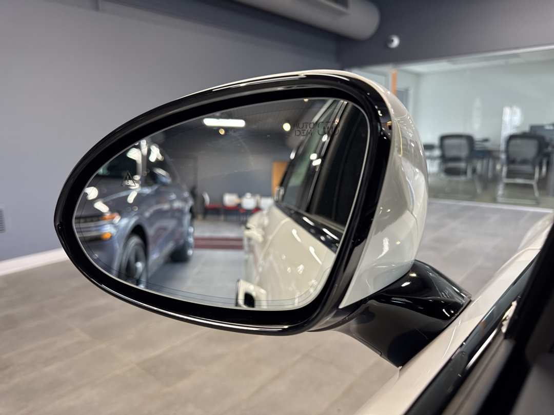 2026 Genesis G90 3.5T eSC - Image 36