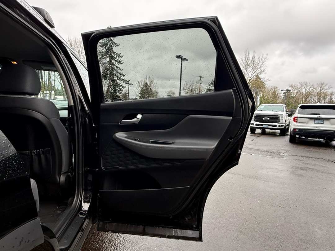 2022 Hyundai Santa Fe SEL - Image 21