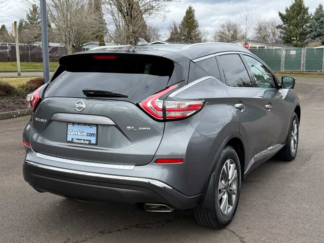 2017 Nissan Murano SL - Image 8
