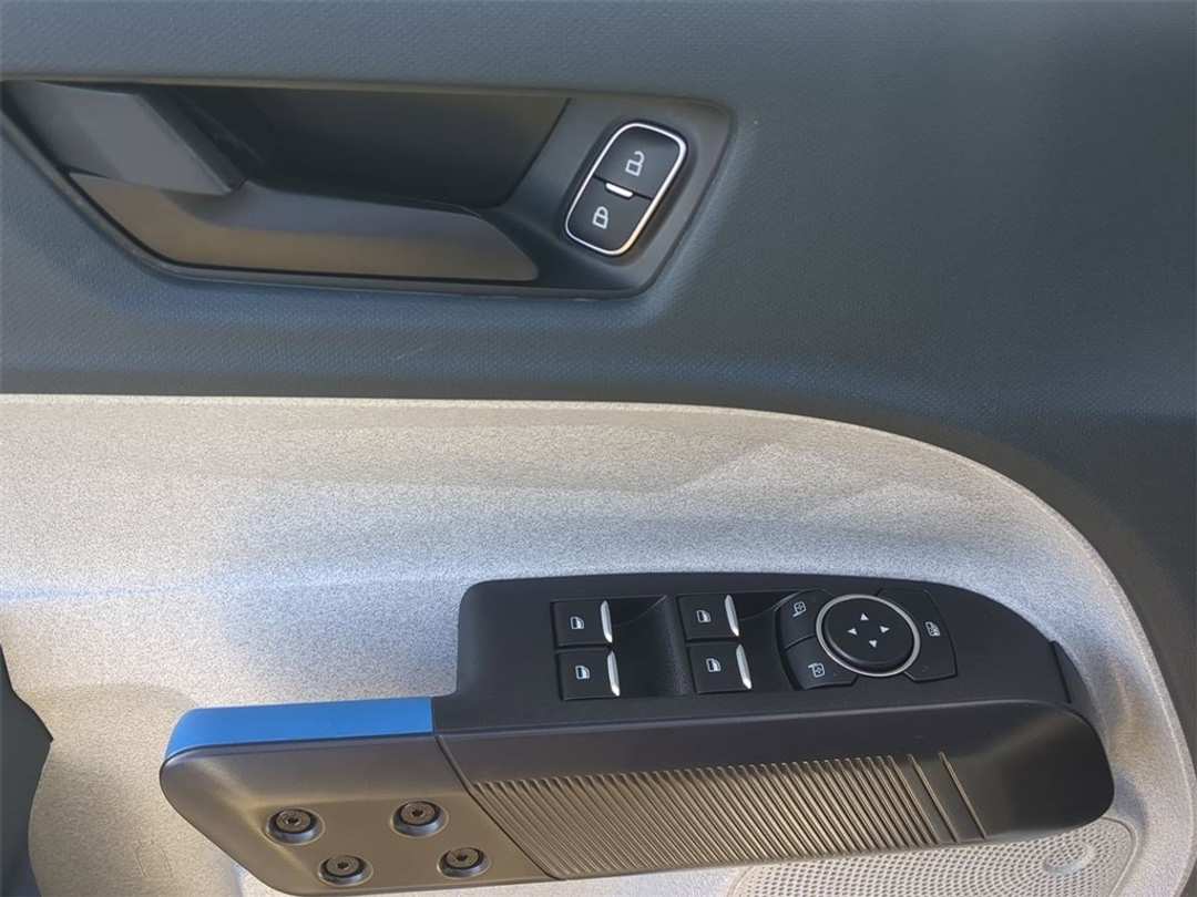 2025 Ford Maverick XLT - Image 10