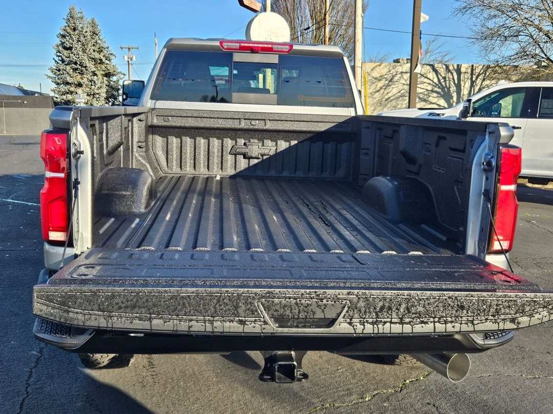 2026 Chevrolet Silverado 2500Hd LTZ - Image 34