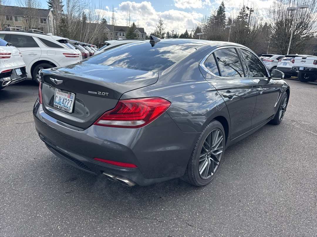 2019 Genesis G70 2.0T Advanced - Image 7