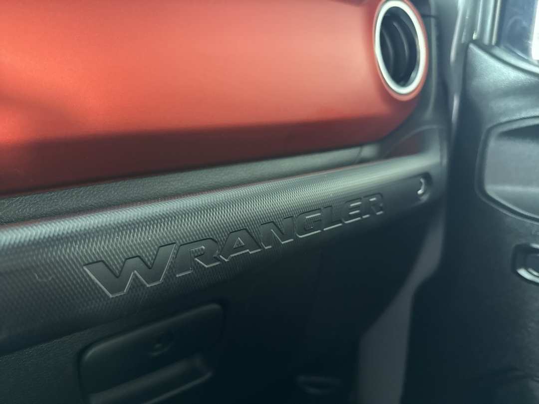 2018 Jeep Wrangler Unlimited Rubicon - Image 23