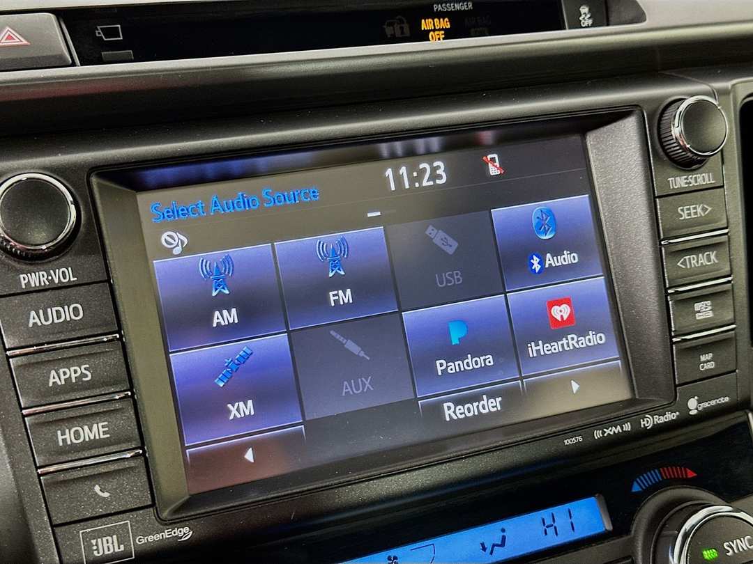 2016 Toyota Rav4 SE - Image 15