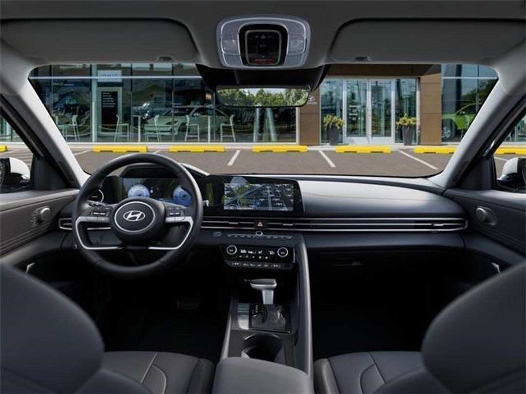 2026 Hyundai Elantra Limited - Image 11