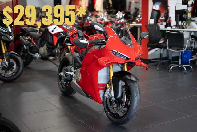 2025 Ducati Panigale V4 S