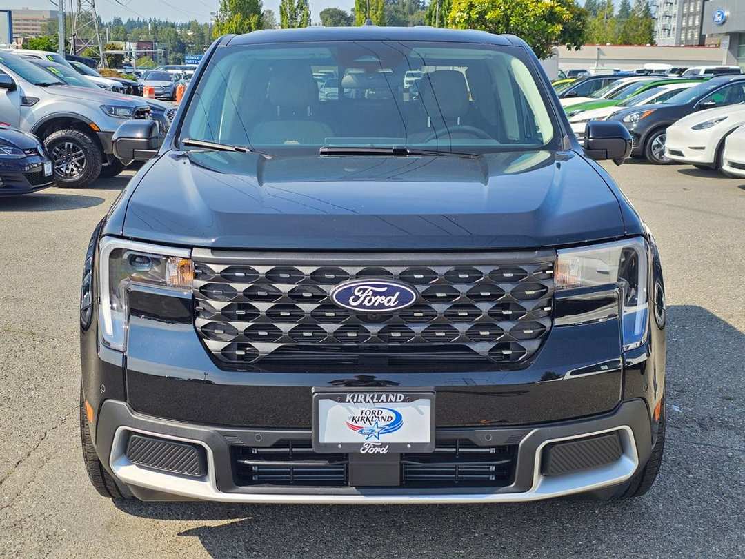 2025 Ford Maverick Lariat - Image 2