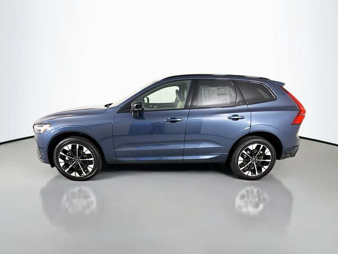 2026 Volvo Xc60 B5 Plus - Image 2