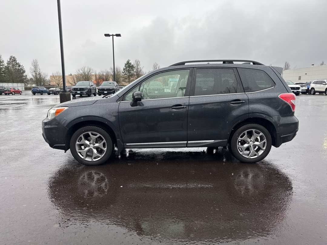 2016 Subaru Forester 2.5i Touring - Image 4