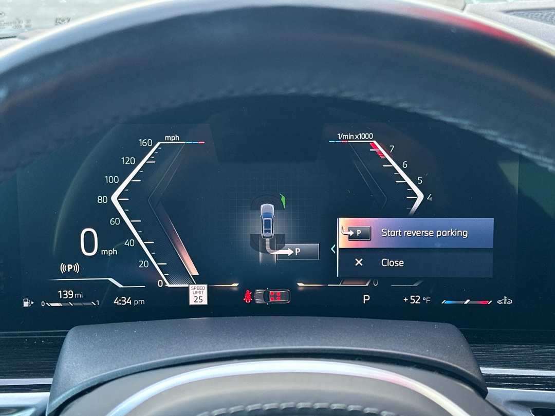 2024 BMW X7 xDrive40i - Image 23