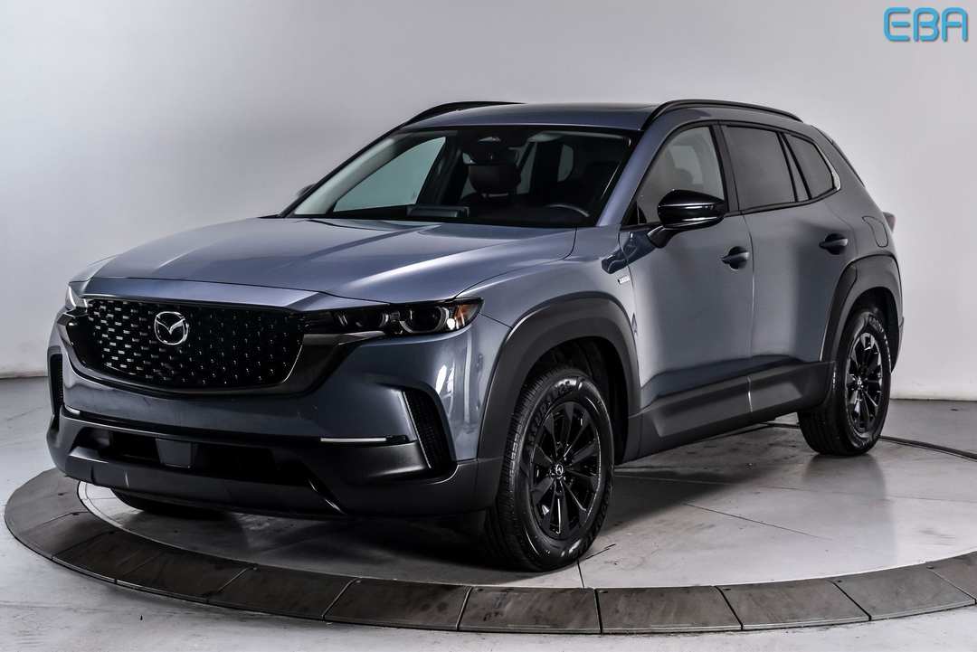 2025 MAZDA Cx-50 Premium - Image 2